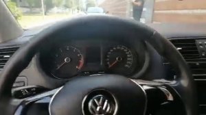 фольксваген поло 2017 автомат 1.6 объём 110 лошадиных сил.