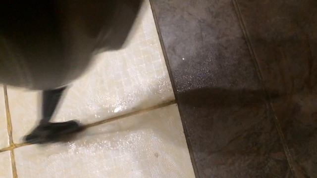 Паровая швабра Kitfort kt - 1001 очищает межплиточные швы смотреть онлайн