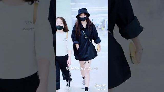 [FANCAM] 190811 Cheng Xiao @ Shanghai Hongqiao Airport