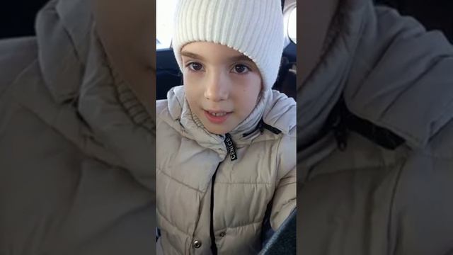 Поздравление с праздником мам от Савенковой Таисии) 5 лет, город Бикин)