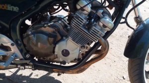 Мотоцикл Yamaha 600 кубов.