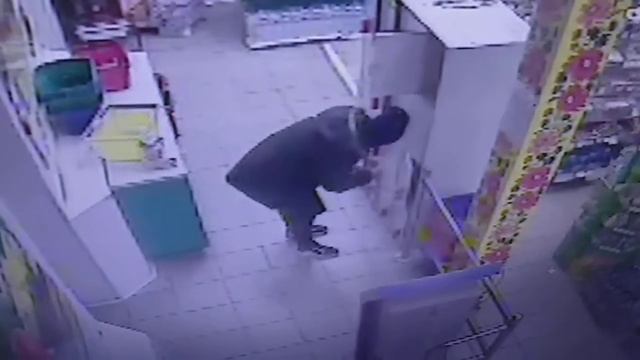 Украла вещи из камеры хранения Энергодар смотреть онлайн