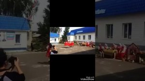 Танец на день села