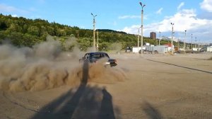 РУССКИЙ CHARGER V8 ЕДЕТ БОКОМ (ДРИФТ НА ВОЛГЕ ГАЗ 24 V8)