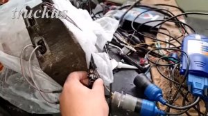 Прошиваем блок эбу Cummins N14 Celect Plus на столе