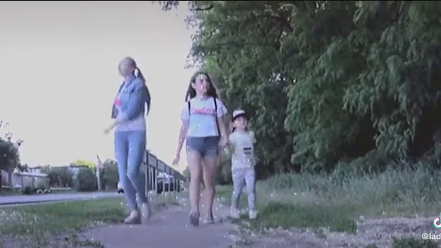 Капа, Диана и Дана