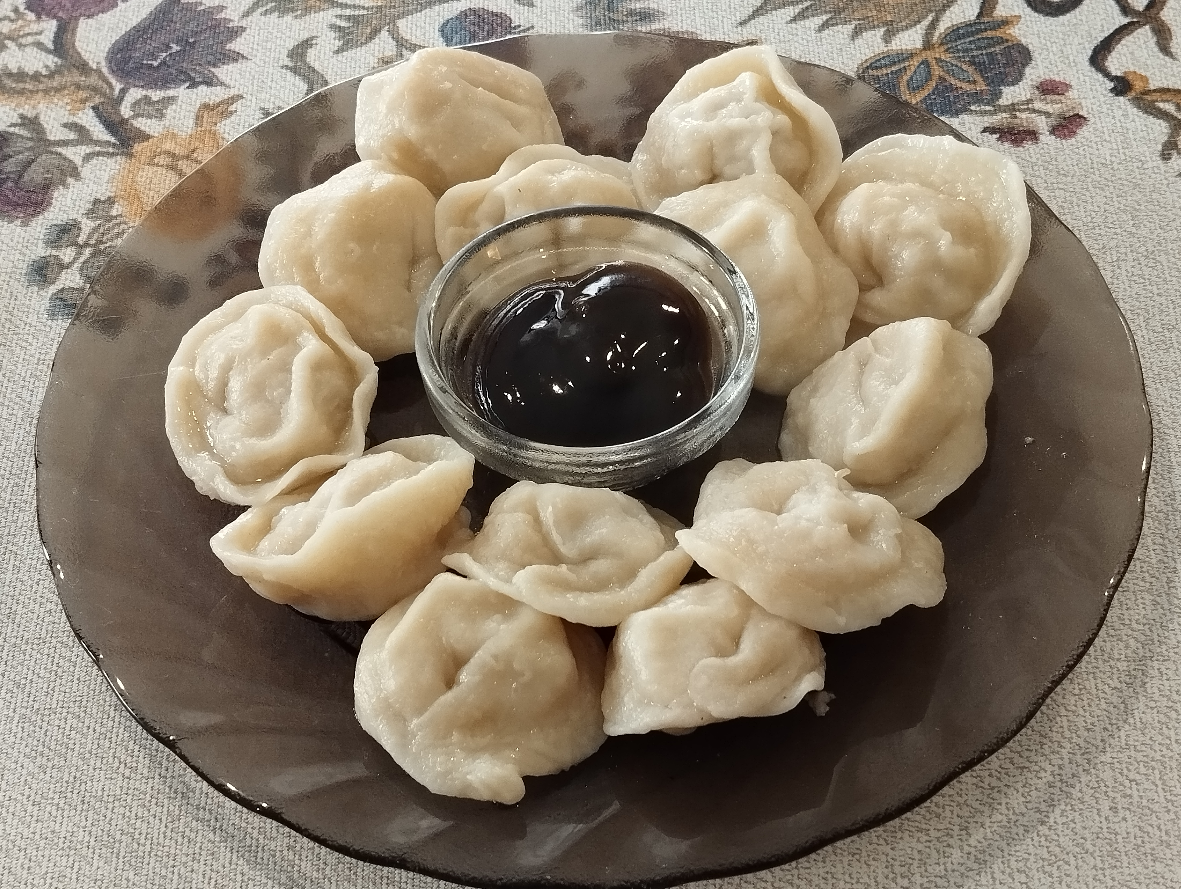 Пельмени с необычной начинкой Сочные нежные . Думаю такие вы еще не ели