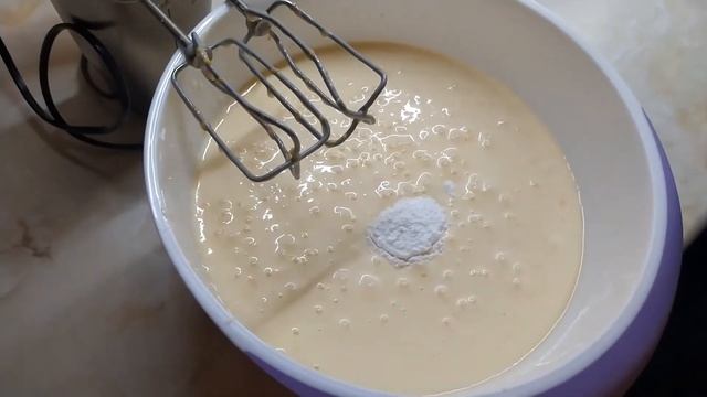 Очень вкусный апельсиновый пирог.