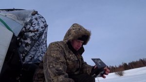 Рыбалка. Рыбаки на мотособаке. Удачная рыбалка.