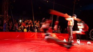 ЦИРК шоу ~ По-настоящему Железный человек ~ цирковое шоу выступление