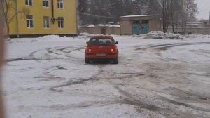 Golf IV на самоблоке quaife преднатяг 10кг на летней резине goodyear optigrip по укатанному снегу