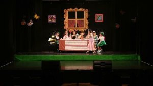 Музыкальный спектакль «Муха-цокотуха»