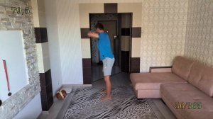 56/365: приседания, подтягивания, вис на турнике.