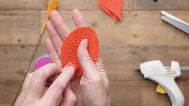 Lia Griffith Crepe Paper - Hibiscus Bloom Tropical Garden смотреть онлайн