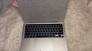 m2 macbook pro 13" (silver) unboxing ?