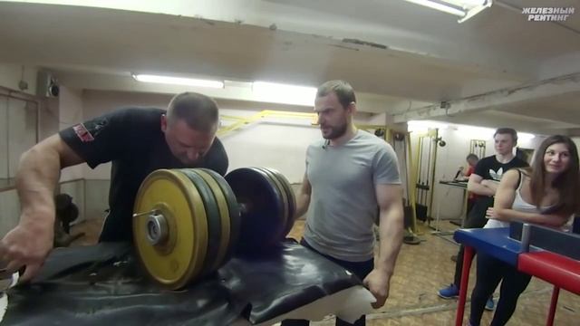 Армрестлинг в ЛЭТИ.
Дзамболат Цориев и Василий Кузнецов. смотреть онлайн