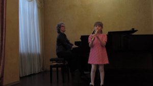 И.Шильцева "Маленькое каприччио". Исп. Кубатина Ульяна (7 лет), блокфлейта.