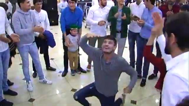 Таджикский танцы