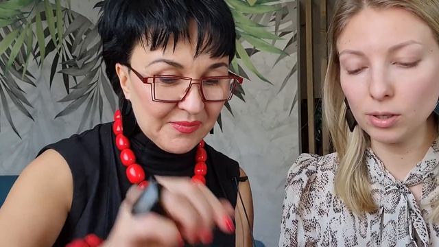 Камни обереги. Как защитить себя и дом от зависти, порчи, сглаза. смотреть онлайн