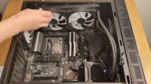 MSI MPG SEKIRA 100R Black unpacking, installation, appearance ?