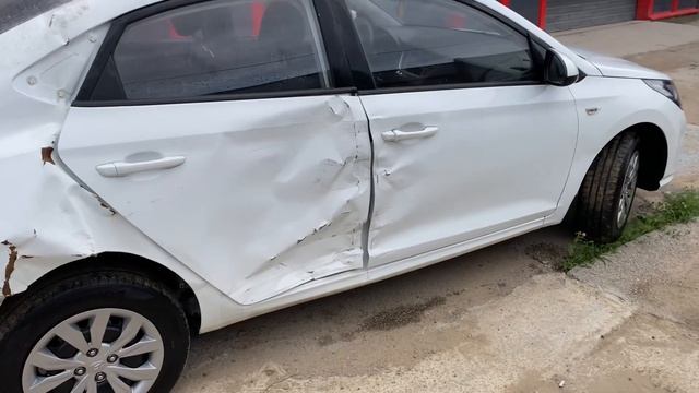 Продан!!Хендай Солярис 2020 год МКПП, 1 хоз, 46000 км пробег, весь в родном окрасе, НА ПОЛНОМ ХОДУ смотреть онлайн