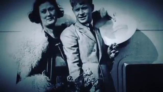"А он любил её такой, какая есть" Нина Уральская.