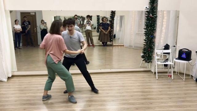 Линди-хоп и повороты смотреть онлайн