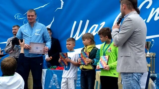 Награждение 2006-2005 на JUNIOR FOOTBALLER CUP 2015 (ДЕТСКИЙ ФУТБОЛЬНЫЙ ФЕСТИВАЛЬ В ПИТЕРЕ) смотреть онлайн