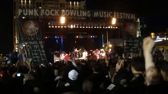 NOFX - 60% смотреть онлайн