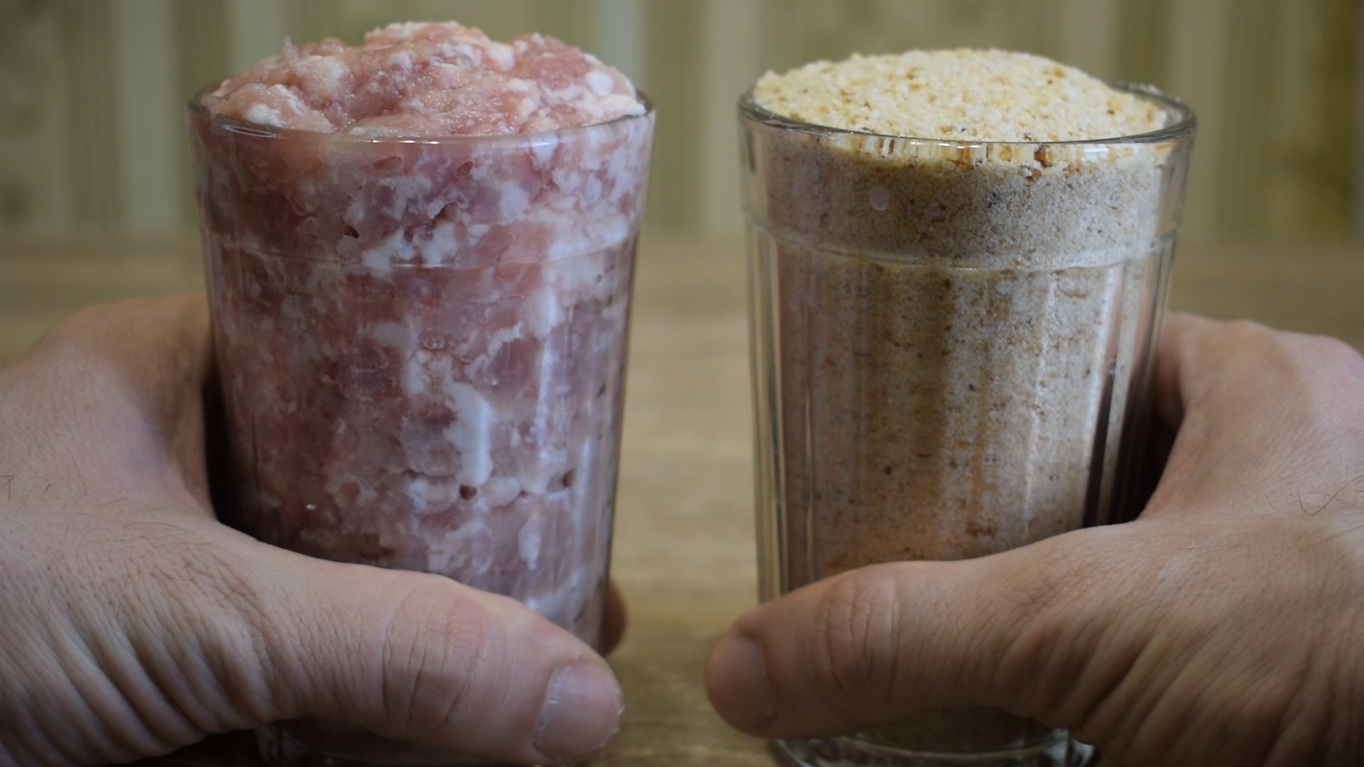 Родных За Уши не оттащишь, Как вкусно! А всего то нужно немного воды, сухарей и ... жарится 1.5 мин смотреть онлайн