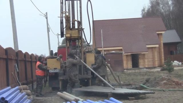 Бурение артезианской скважины