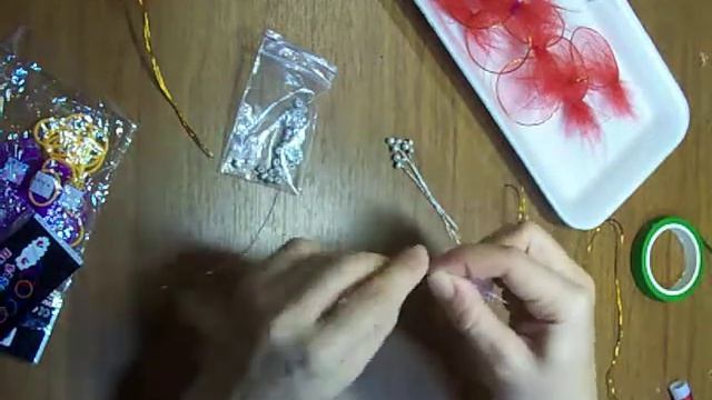 Урок 47. Делаем цветок из фатина и проволоки.