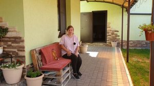 Как, когда и чем кормить цыплят бройлеров с первых дней, чем пропаивать
