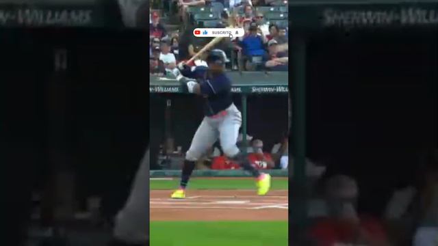 🇨🇺YANDY DIAZ sonó el HR #18 de línea a penas empezó el juego!!