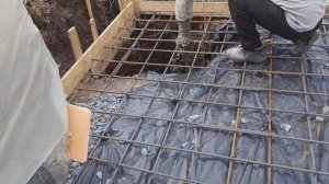 Заливать бетон под гараж и под навес (Бетонная работа)