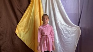 Верхоламова Анастасия, 8 лет. «Что красивее всего»