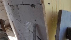 монтаж тёплых откосов + зачем подоконнику уши.mp4