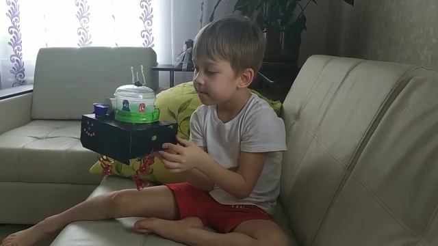 Поделки из бросового материала: космический корабль смотреть онлайн