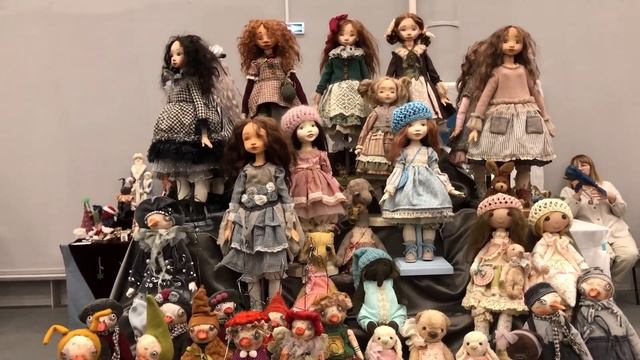 Новогодний Бал Кукол (часть 1). New Year's Ball of Dolls (part 1). смотреть онлайн