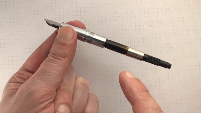 Обзор перьевой ручки Cross Torero Tan Python смотреть онлайн