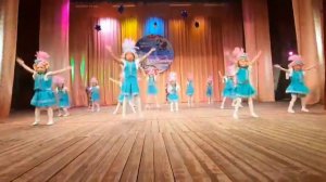 Танец Троллей