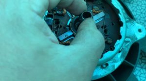 Вентилятор Valeo 21481BM90A меняем втулку на подшипник