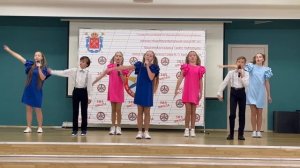 «Что манит птицу?» Музыка Р. Паулса, Слова Л. Вайкуле