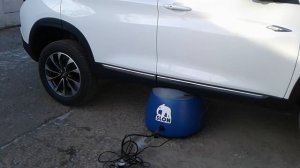 Надувной Домкрат Слон 2,5 тонны. Подъем паркетника.