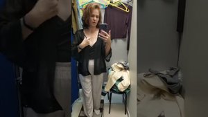 Встреча с бабулей красотулей. Примерка в секонд-хенде мегахэнд в Кемерово.