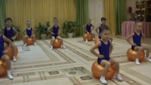 Танцы на мячах МБДОУ ДС "Зоренька" г.Волгодонска