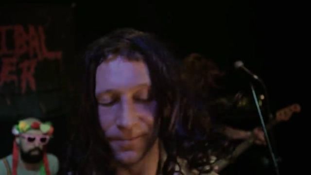 ВИА_Cannibal_Bonner_Хто_не_скачет_тот_москаль! смотреть онлайн