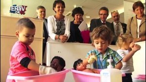 Najat Belkacem - Les Garcons peuvent Laver les Bébés