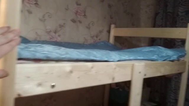 Видеообзор двухъярусной кровати из массива сосны смотреть онлайн