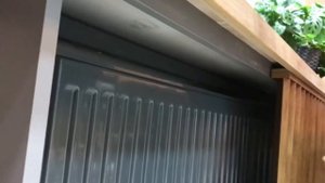 Подоконник со съёмной решеткой для радиатора